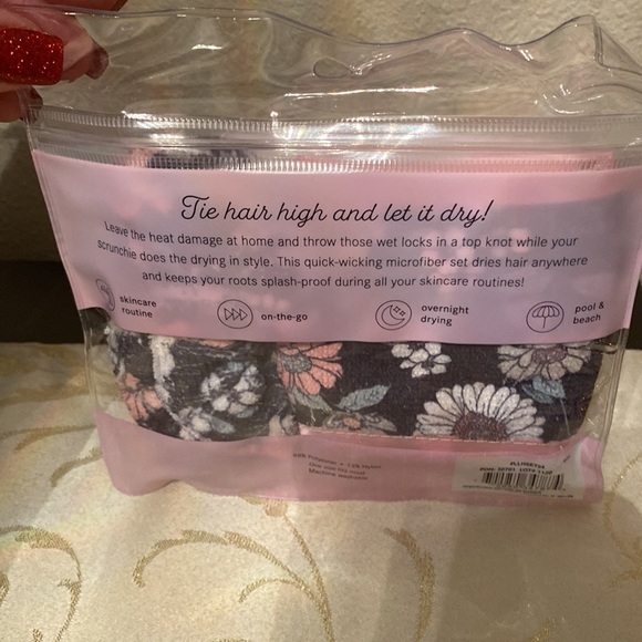 Lemon Lavender high & dry microfiber scrunchie & headband duo NWT - Picture 3 of 3